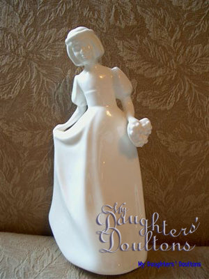 Bridesmaid     HN 3280