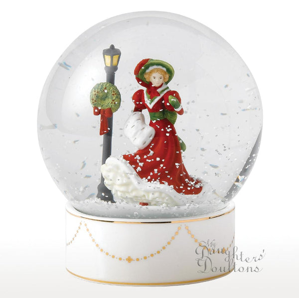 Christmas Night   Snow Globes     HN 5522