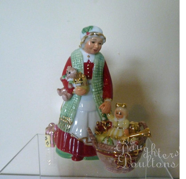 Mrs. Claus     M 247